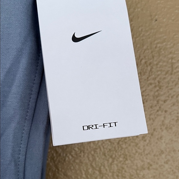 NWT Nike Steel Blue Sleeveless Mens Tank - Picture 2 of 3